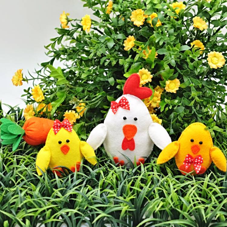 Набор для творчества "Три яйца - Курочка и цыплята"